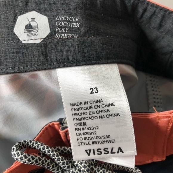 VISSLA BOYS BOARDSHORT Waist 23” - Picture 5 of 7